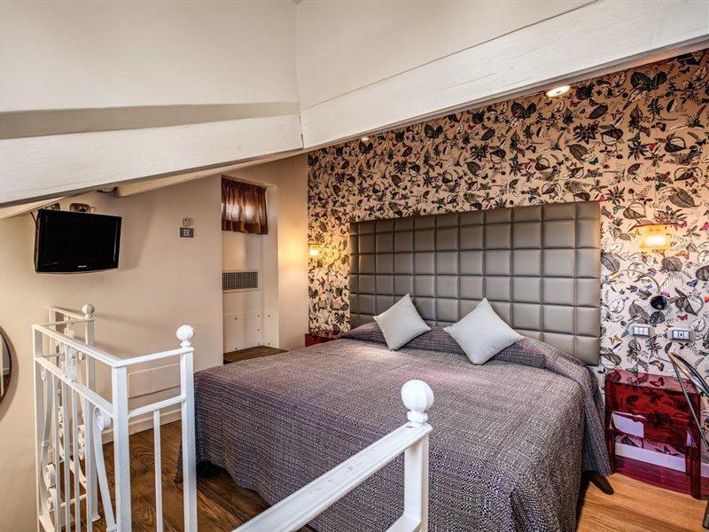 Parlamento Boutique Hotel Рим Екстериор снимка