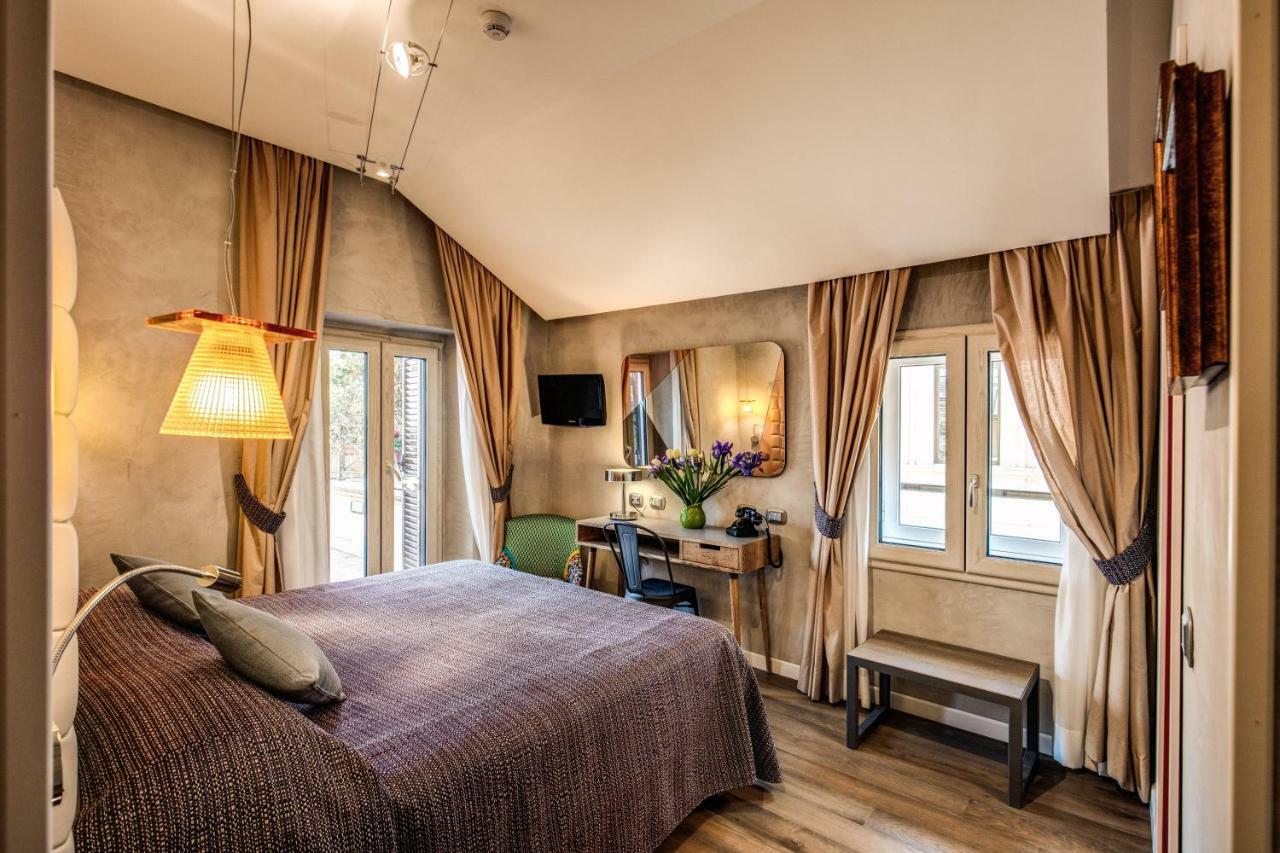 Parlamento Boutique Hotel Рим Екстериор снимка