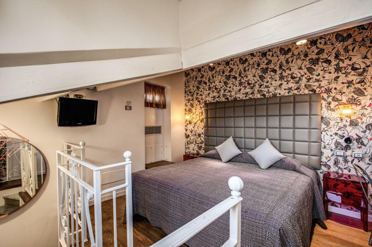 Parlamento Boutique Hotel Рим Екстериор снимка